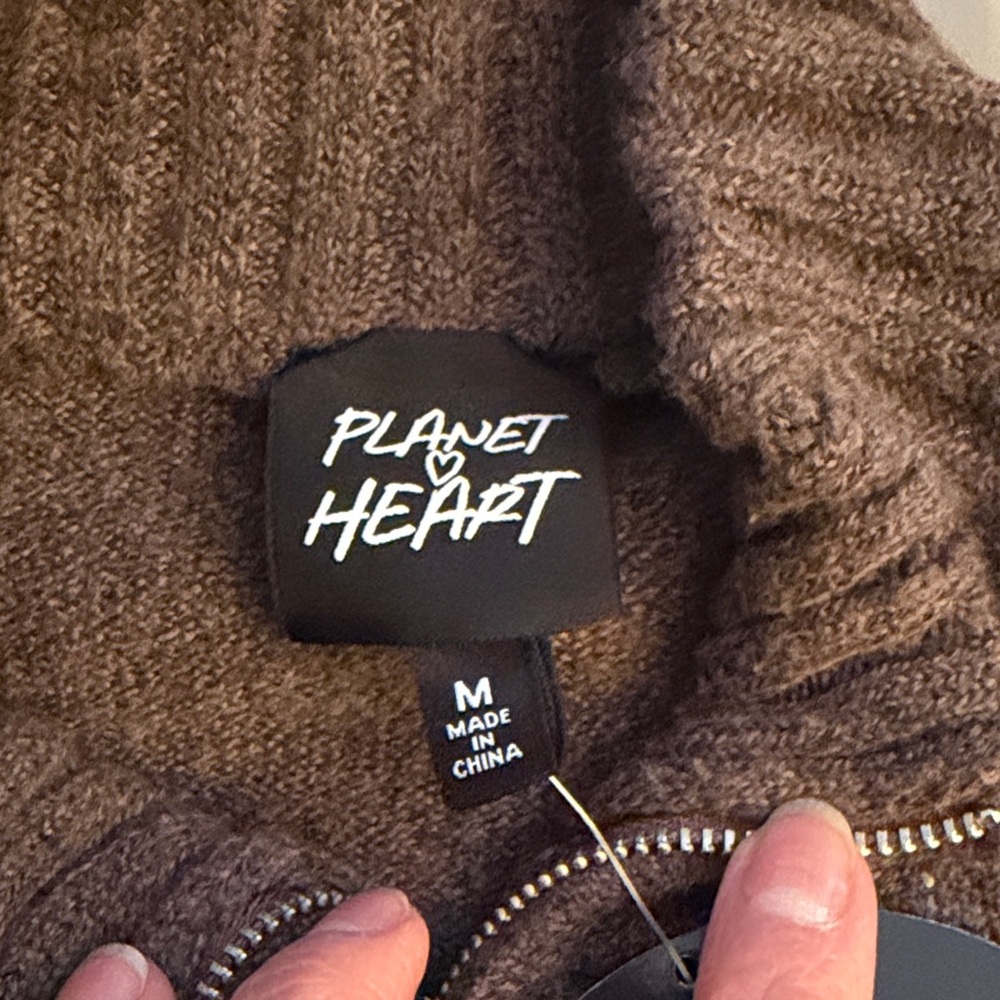 Planet Heart Mocha and Cream Knit full zip Sweater - Picture 3 of 13